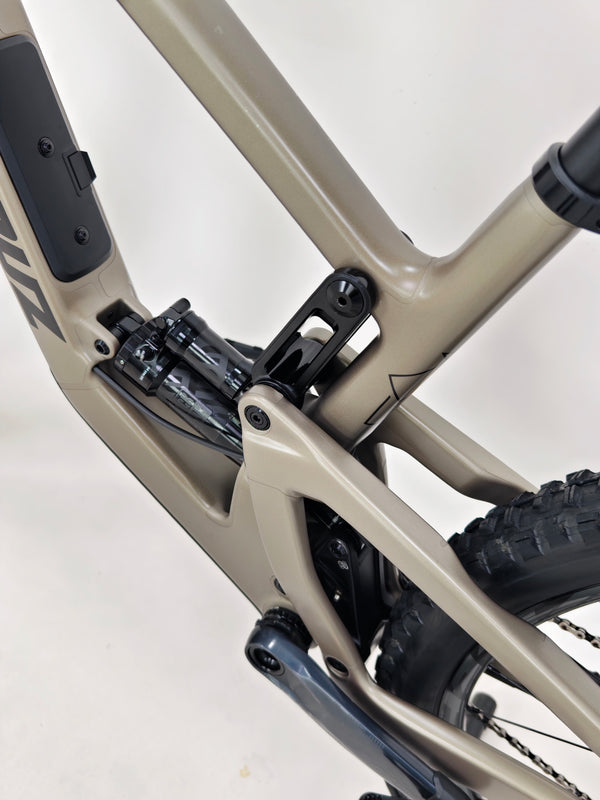 Santa Cruz Megatower 2 GX AXS C 2023 / Customized / LARGE / RRP: £7,899.00/ Excellent Condition!
