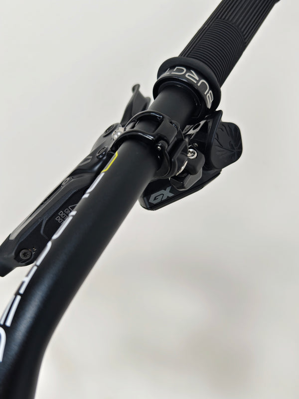 Santa Cruz Megatower 2 GX AXS C 2023 / Customized / LARGE / RRP: £7,899.00/ Excellent Condition!
