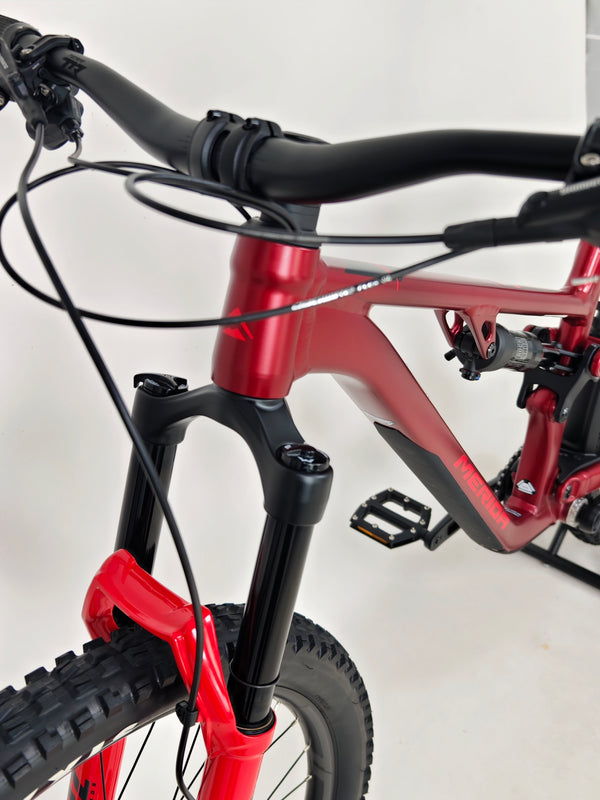 Merida One-Forty 500 2024 / Long (L) / RRP: £2,600.00 / Excellent Condition