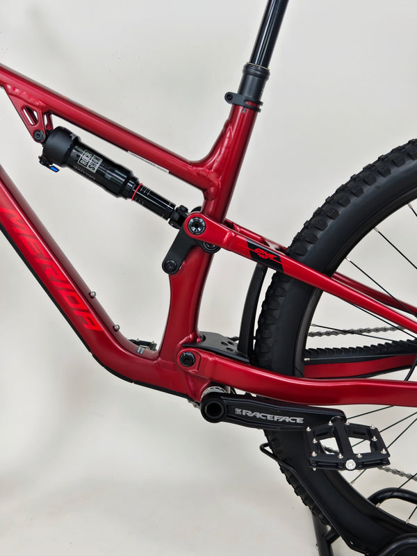 Merida One-Forty 500 2024 / Long (L) / RRP: £2,600.00 / Excellent Condition