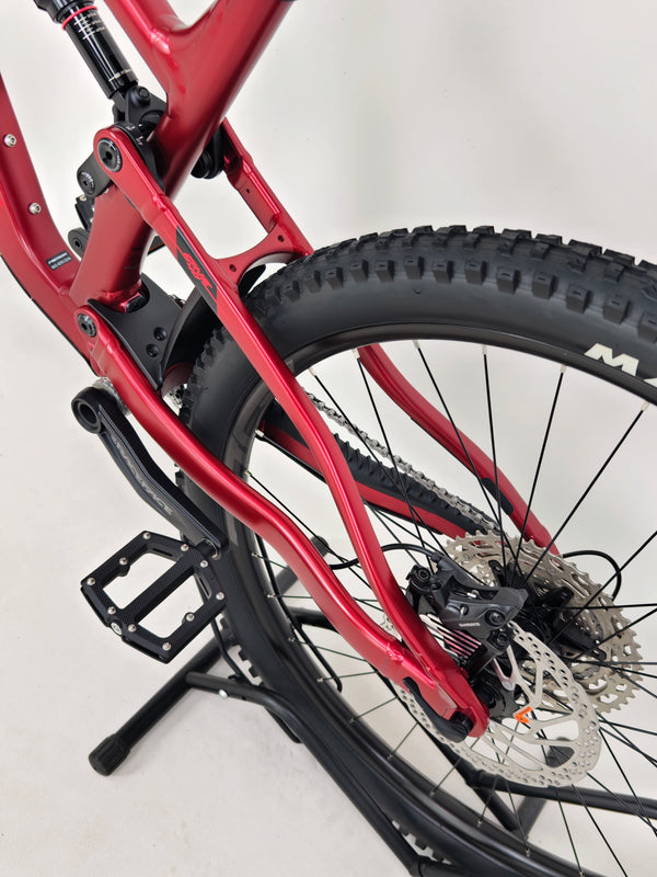 Merida One-Forty 500 2024 / Long (L) / RRP: £2,600.00 / Excellent Condition