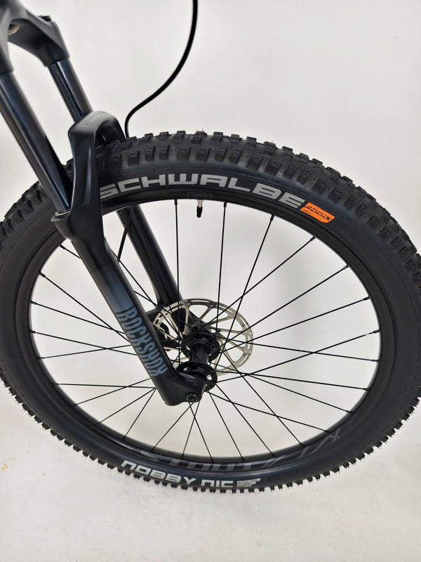Specialized Fuse Sport 27.5 2023 / LARGE / RRP: £1,600.00 / Excellent Condition