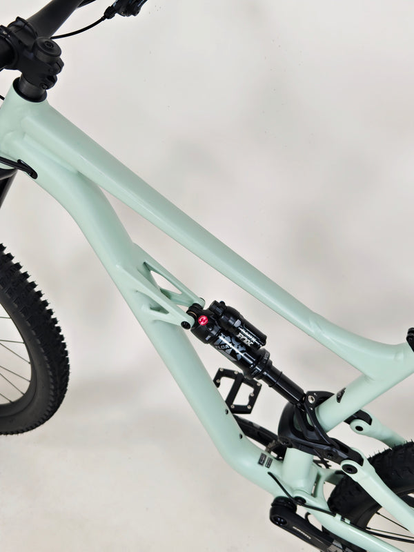 Specialized Status 160/ X-LARGE (S5) / RRP: £2,900.00 / Very Good Condition