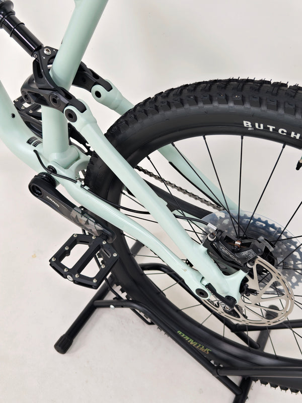 Specialized Status 160/ X-LARGE (S5) / RRP: £2,900.00 / Very Good Condition
