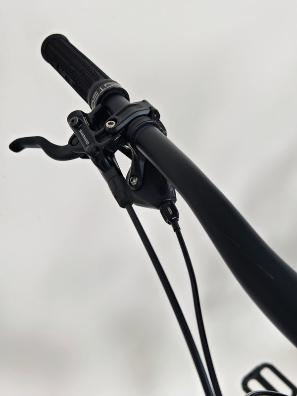 Trek Slash 7 2022 / ML/ 180 mm travel / RRP: £3,200.00 / Very Good Condition!