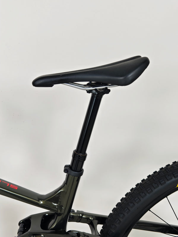Trek Slash 7 2022 / ML/ 180 mm travel / RRP: £3,200.00 / Very Good Condition!