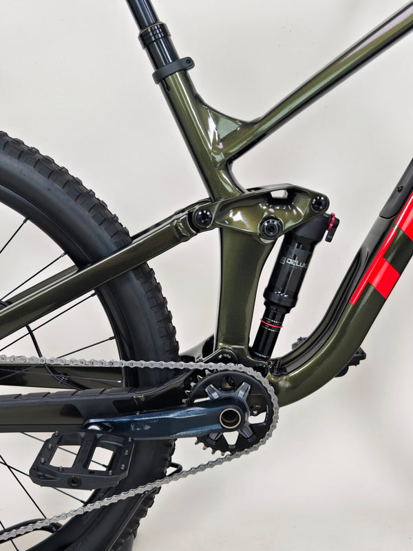 Trek Slash 7 2022 / ML/ 180 mm travel / RRP: £3,200.00 / Very Good Condition!