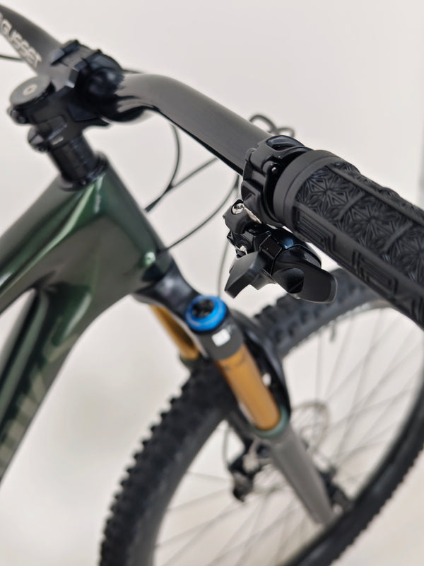 Specialized S-Works Stumpjumper 2021 / Custom-Built / HOPE / LARGE / Excellent Condition! / RRP: £8,750.00