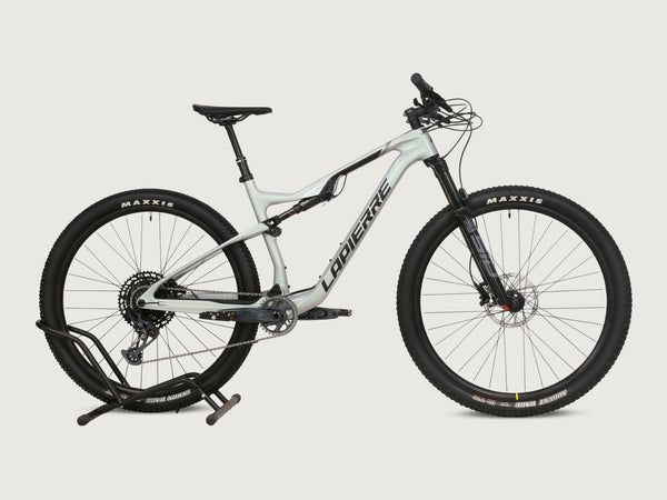 Lapierre XRM 6.9 2023 Carbon XC Race FS Mountain Bike / MEDIUM / RRP £3,999.00 / Very Good Condition!