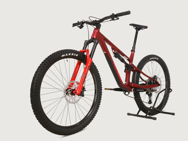 Merida One-Forty 500 2024 / Long (L) / RRP: £2,600.00 / Excellent Condition