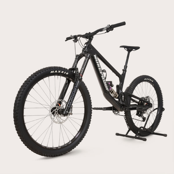 Nukeproof Giga 297 Limited-Edition "Sprung" Carbon 2023 / MEDIUM / Custom Built / Excellent Condition