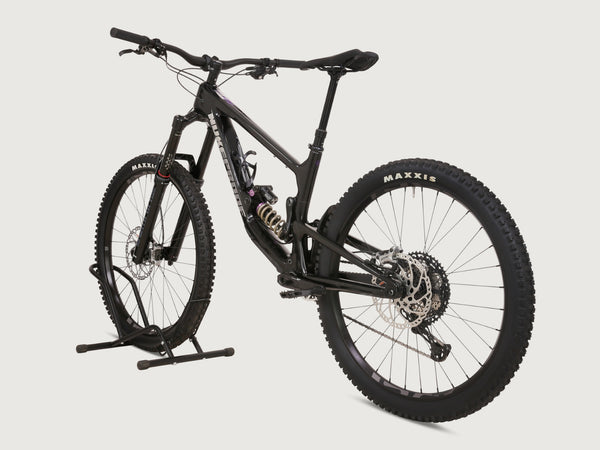 Nukeproof Giga 297 Limited-Edition "Sprung" Carbon 2023 / MEDIUM / Custom Built / Excellent Condition