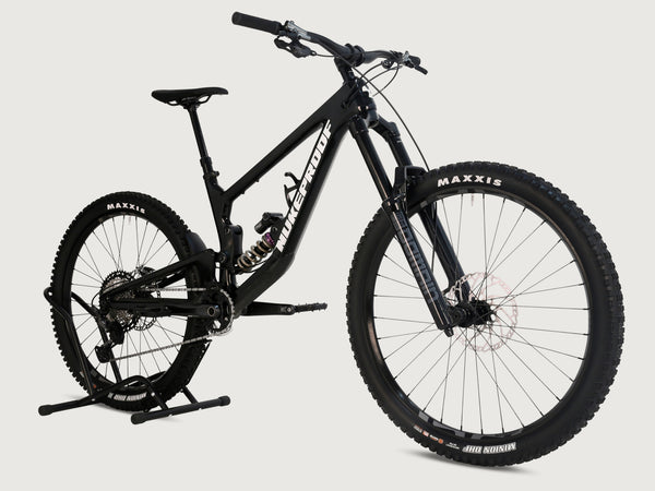 Nukeproof Giga 297 Limited-Edition "Sprung" Carbon 2023 / MEDIUM / Custom Built / Excellent Condition