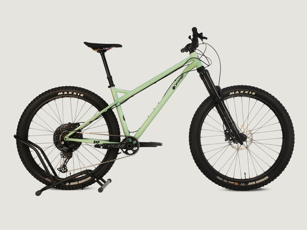 Orange P7 27.5 S 2023/ MEDIUM/ 27.5”/ RRP: £2,600.00 / Excellent Condition