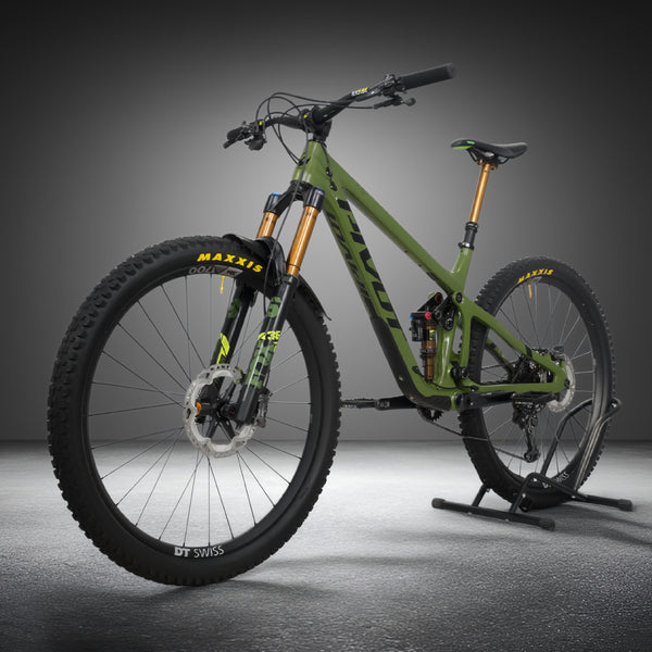 Pivot Switchblade Pro XT/XTR 2023 / LARGE / RRP: £8,100.00 / Very Good Condition
