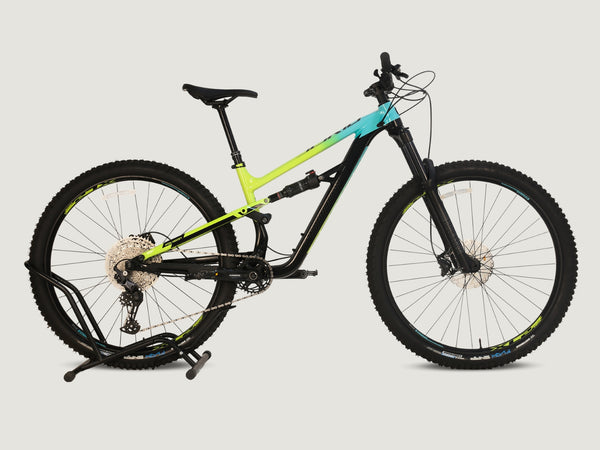 Polygon Siskiu T7 2022 Full Suspension / MEDIUM / RRP: £2,000.00 / Excellent Condition!