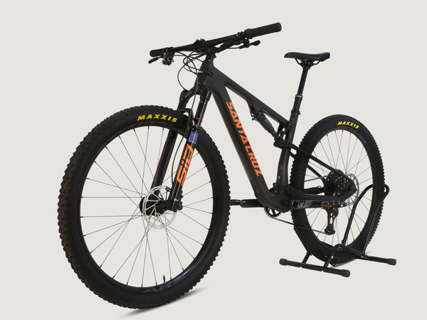 Santa Cruz Blur 4 C S 2022 / MEDIUM / RRP: £5,499.00 / Very Good Condition