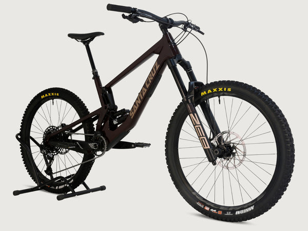 Santa Cruz Nomad 5 C R 27.5 2022 / LARGE / Carbon / Excellent Condition