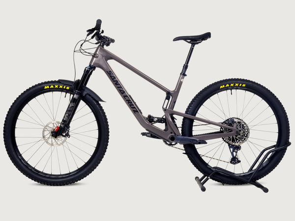Santa Cruz Tallboy C S 2023 / X- LARGE / RRP: £6,399.00 / Excellent Condition!