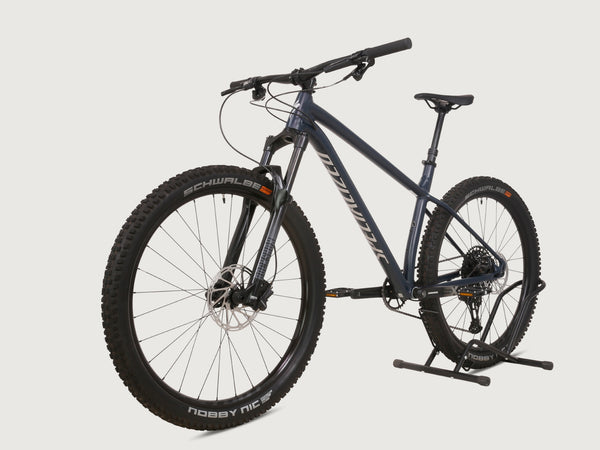 Specialized Fuse Sport 27.5 2023 / LARGE / RRP: £1,600.00 / Excellent Condition