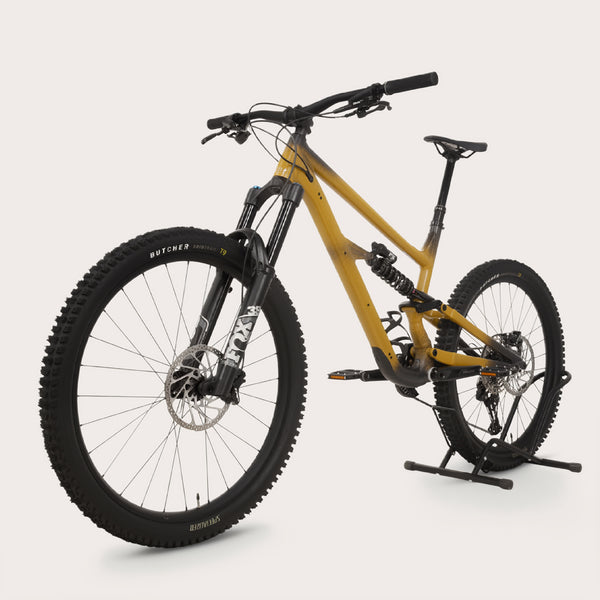 Specialized STATUS 2 170 2025 / X-LARGE (S5) / FOX 38 / RRP: £2,999.00 / Like NEW!