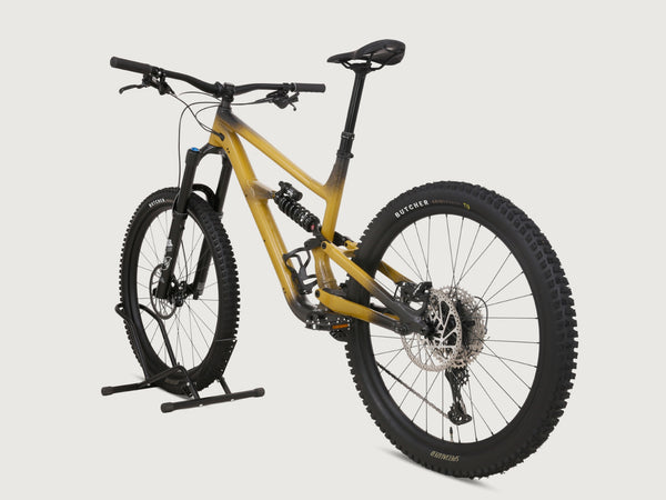 Specialized STATUS 2 170 2025 / X-LARGE (S5) / FOX 38 / RRP: £2,999.00 / Like NEW!