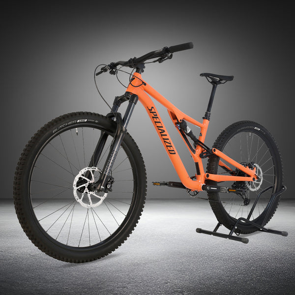 Side view of 2021 Specialized Stumpjumper Alloy, showcasing the alloy frame and suspension, offered in very good condition at our price of only £1,250.00.