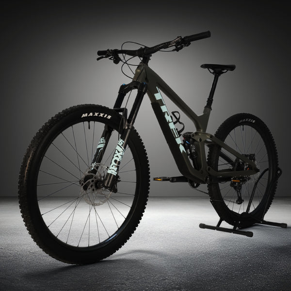 Trek Slash 9.7 SLX + XT 29 2022 / MEDIUM / RRP: £4,700.00 / Excellent Condition!