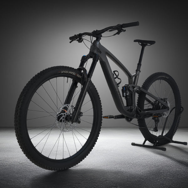 TREK Fuel EX 9.7 Gen 6 2023 CARBON / LARGE / RRP: £4,175.00 / Very Good Condition