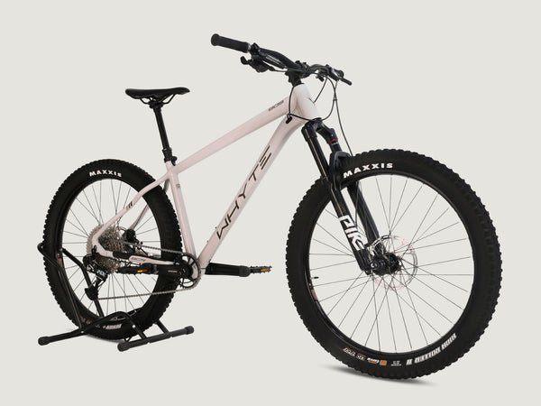 Whyte 905 V4 2022 Mountain Bike / MEDIUM / RRP: £2,099.00 / Very Good Condition!