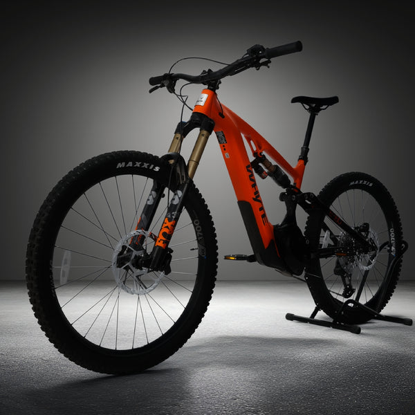 Whyte E-180 RSX Electric FS Bike 2025 / MEDIUM/ RRP: £5,499.00 / Like NEW! / Only 88 miles from new!