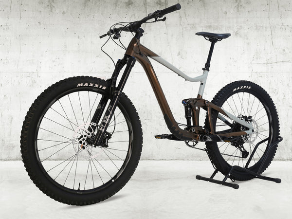 Giant Trance X 2 2023 / LARGE / RRP: £3,599 / Very Good Condition!