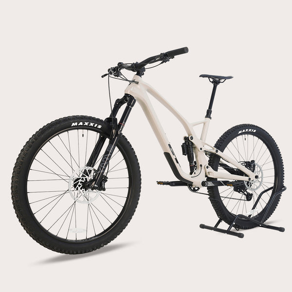 GT Force Carbon Elite 2023 / LARGE / RRP: £3,650.00 / Excellent Condition